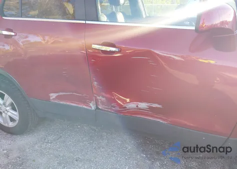 2018 Chevrolet Trax Lt z USA, uszkodzony, nr VIN 3GNCJLSB2JL387947